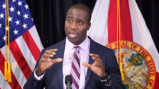 JosephLadapo_Florida