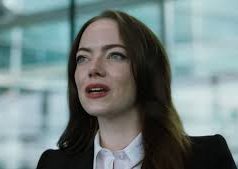 Emma Stone consolida su sello disruptivo rumbo a un nuevo reconocimiento por Bugonia